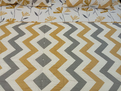 Flower and Zigzag Bed Set