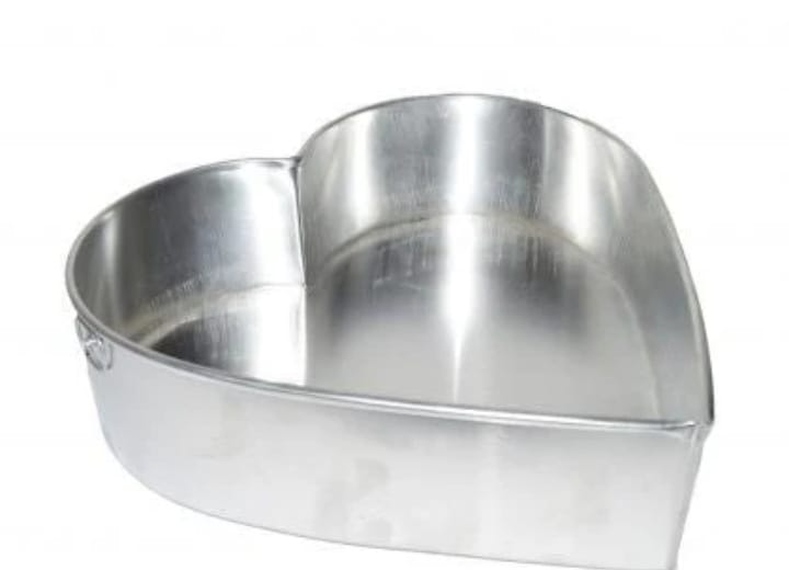 Heart Shaped Cake pan ( medium and large)Set of 2