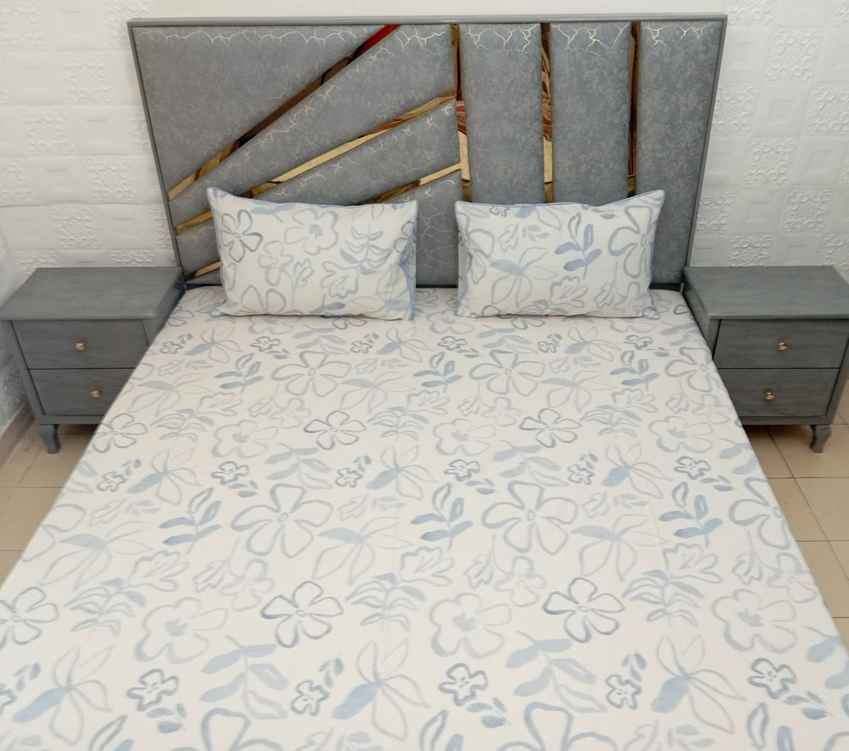 Abstract Bloom Bedsheet - Wee Dainty