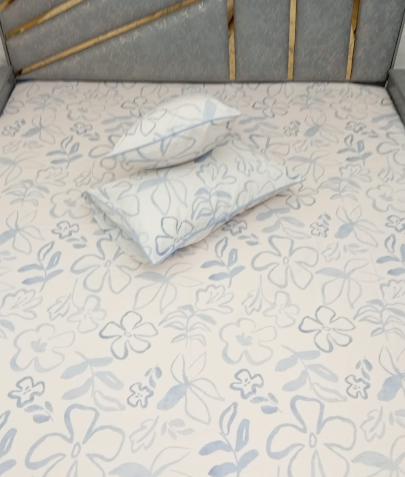Abstract Bloom Bedsheet - Wee Dainty