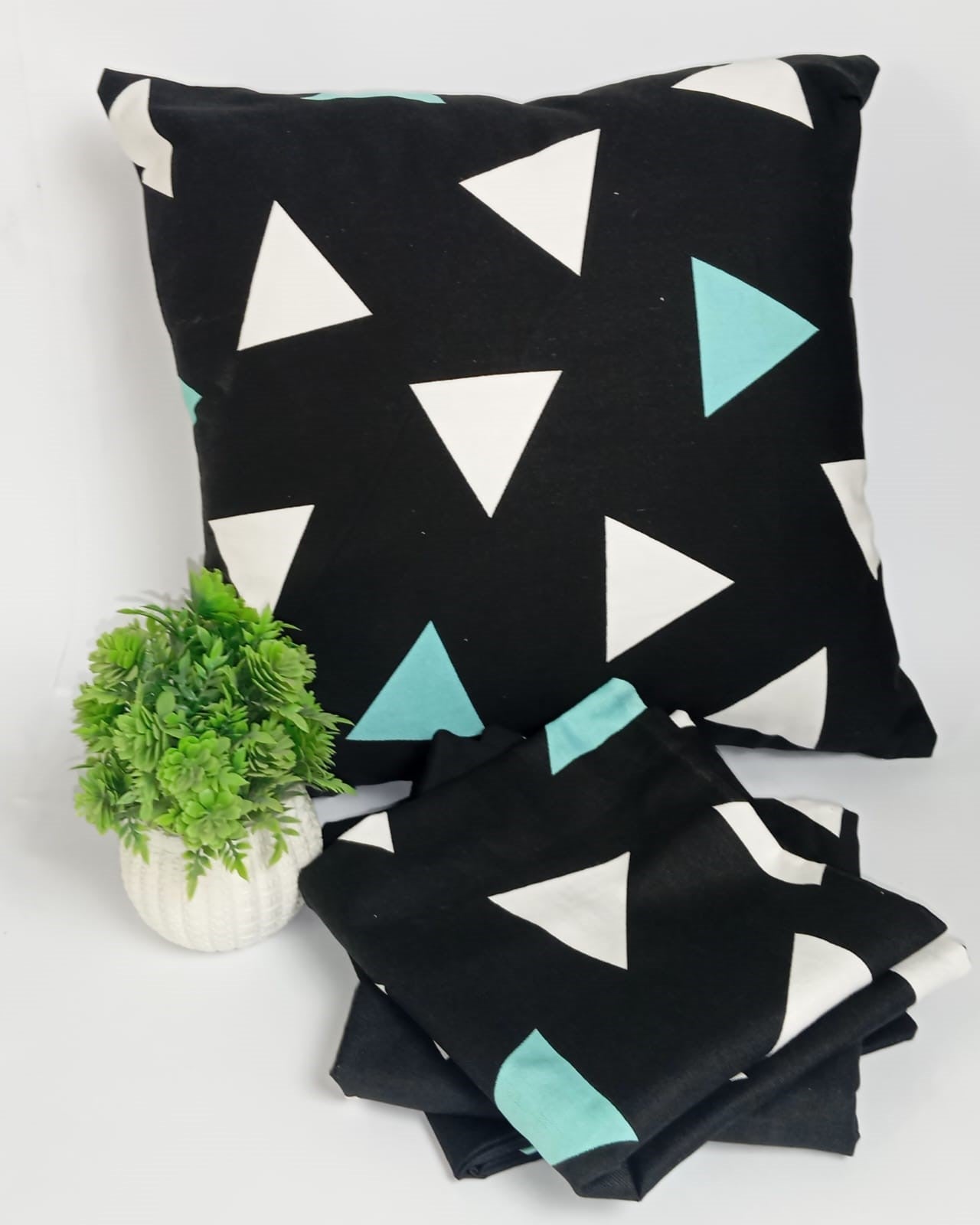 Abstract Pattern Cushion Cover - Wee Dainty