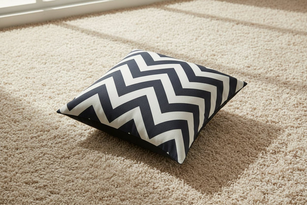 BLACK AND WHITE CHEVRON CUSHION COVER - Wee Dainty