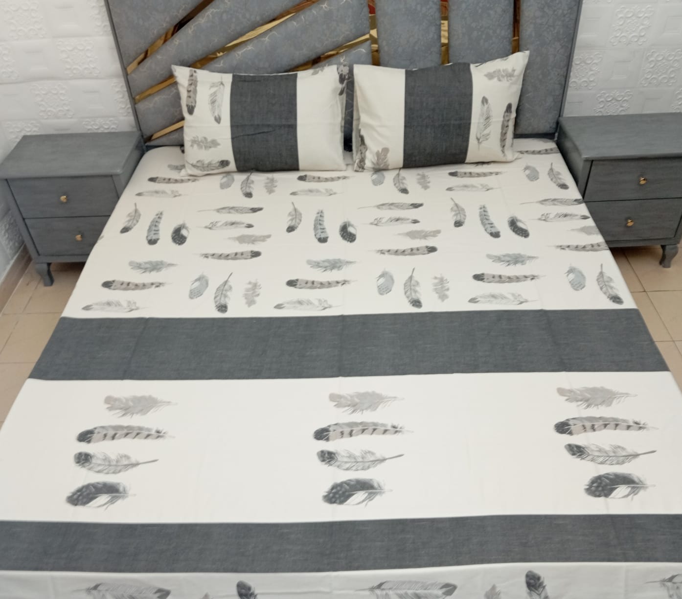 Feathered Dreams Bedsheet - Wee Dainty