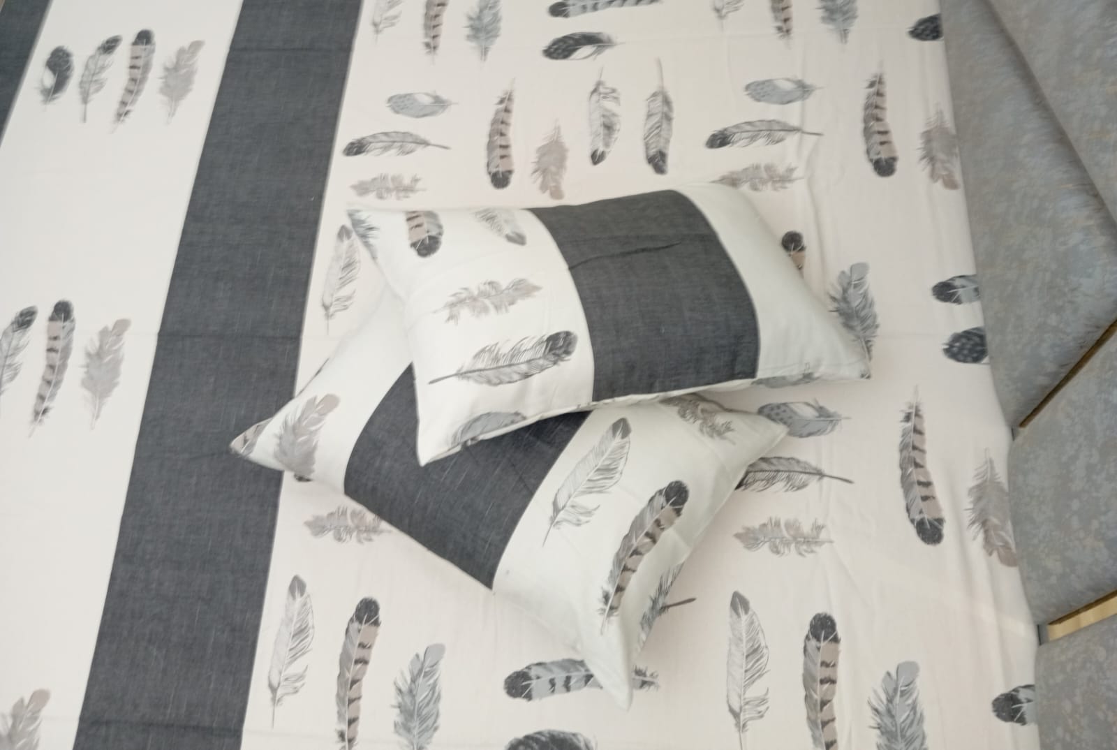 Feathered Dreams Bedsheet - Wee Dainty