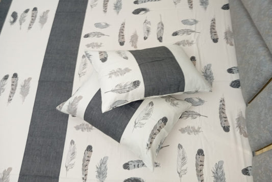 Feathered Dreams Bedsheet - Wee Dainty