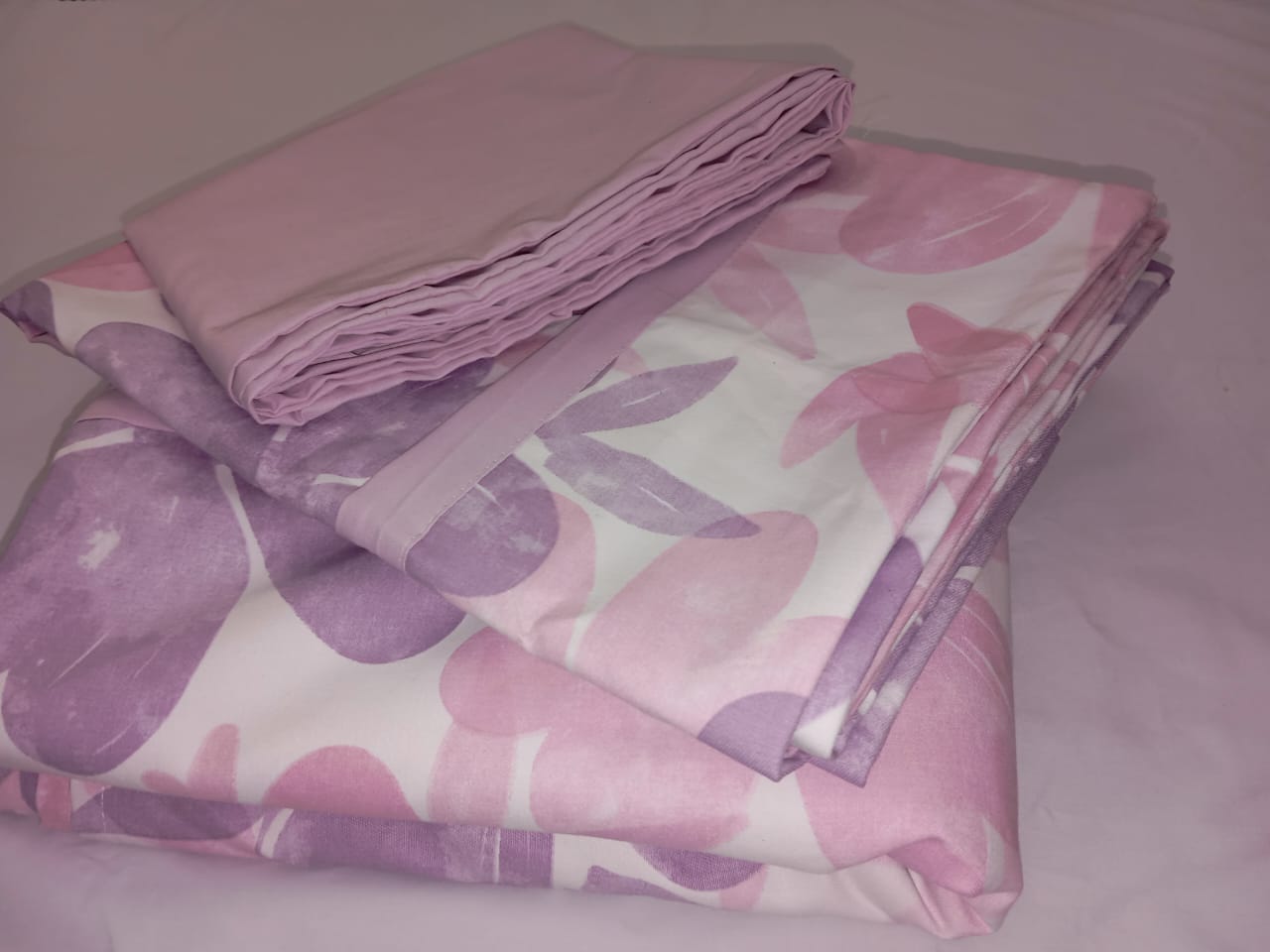 Floral print Bedsheet - Wee Dainty