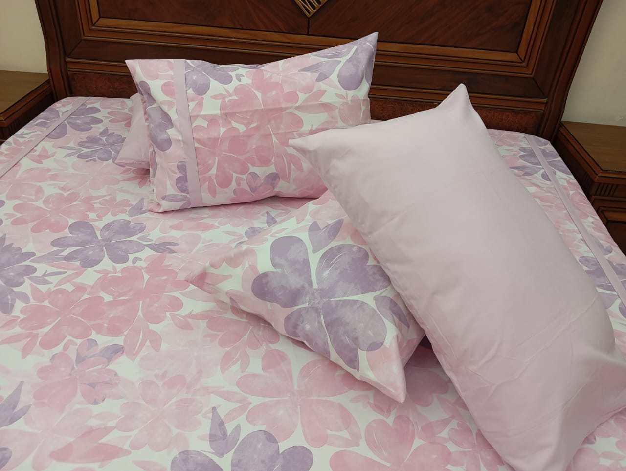 Floral print Bedsheet - Wee Dainty