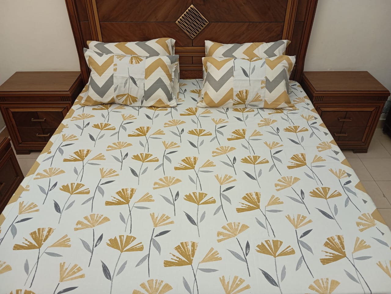 Flower and Zigzag Bed Set - Wee Dainty