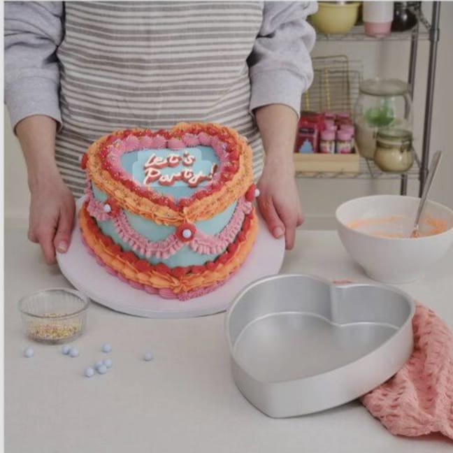 Heart Shaped Cake pan ( medium and large)Set of 2 - Wee Dainty