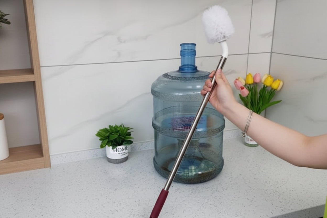 WATER BOTTLE CLEANING BURSH (GALLON CLEANING BURSH ) - Wee Dainty