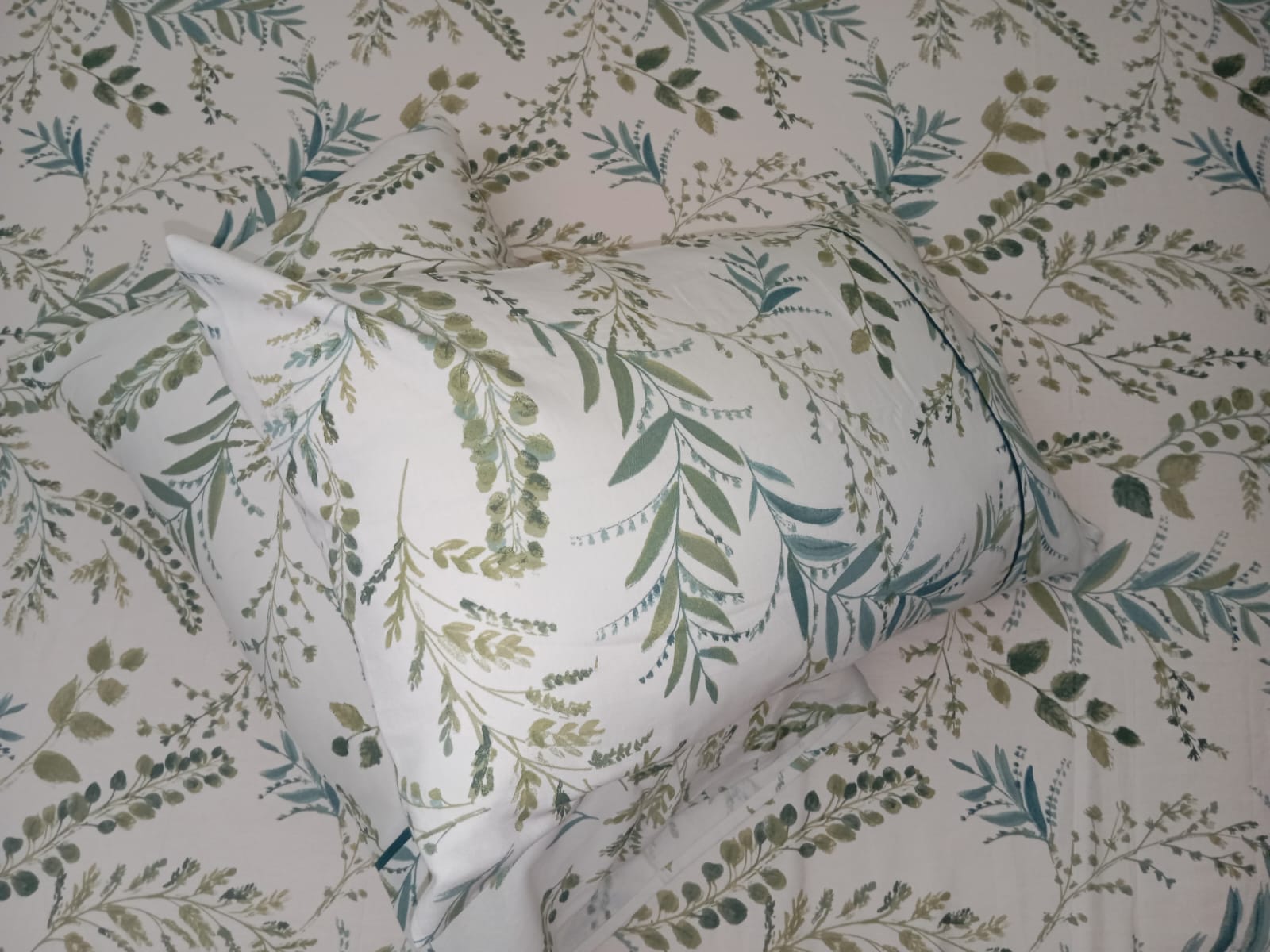 Willow Leaves Bedsheet - Wee Dainty